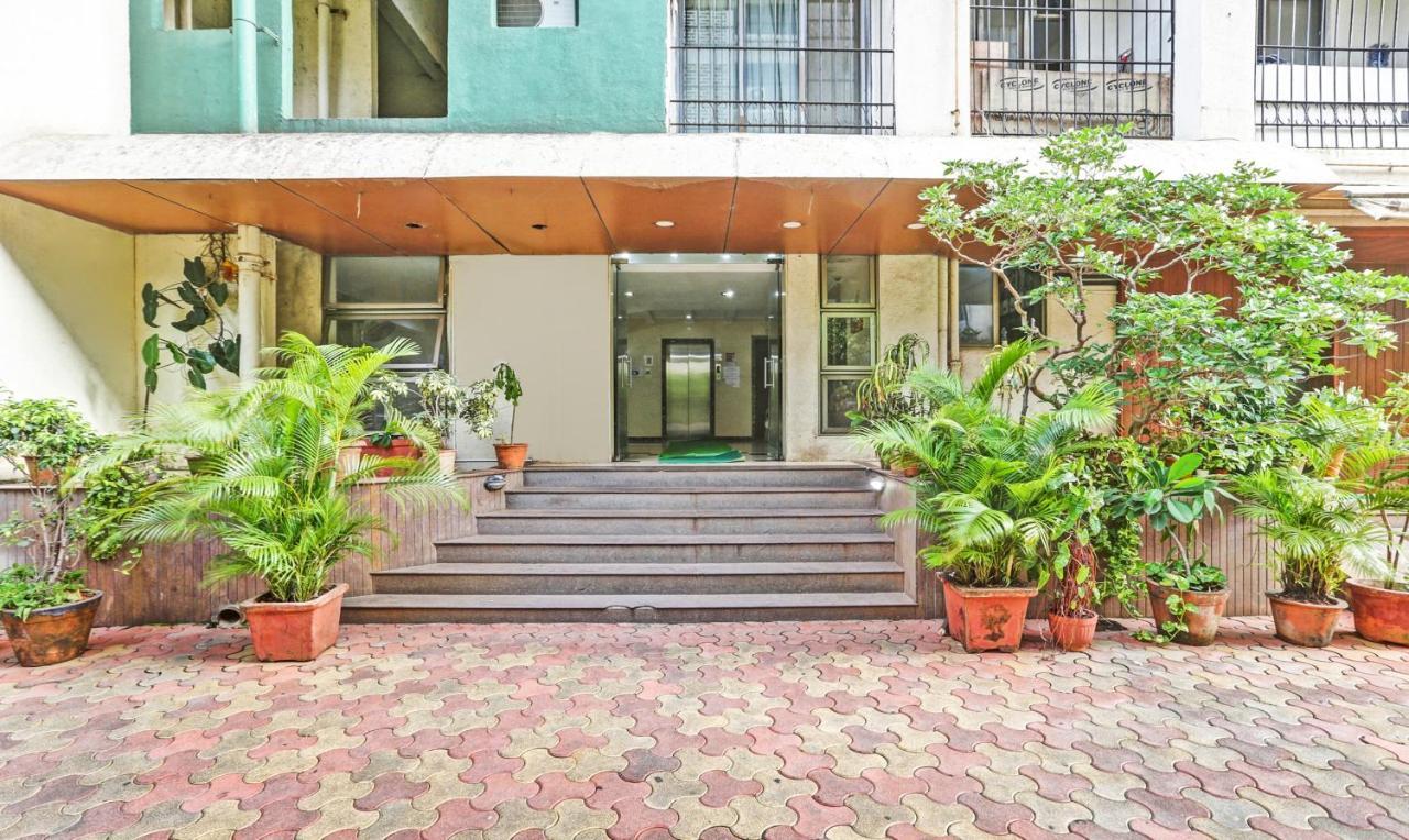Treebo Trend Bandra Apartments Mumbai Luaran gambar