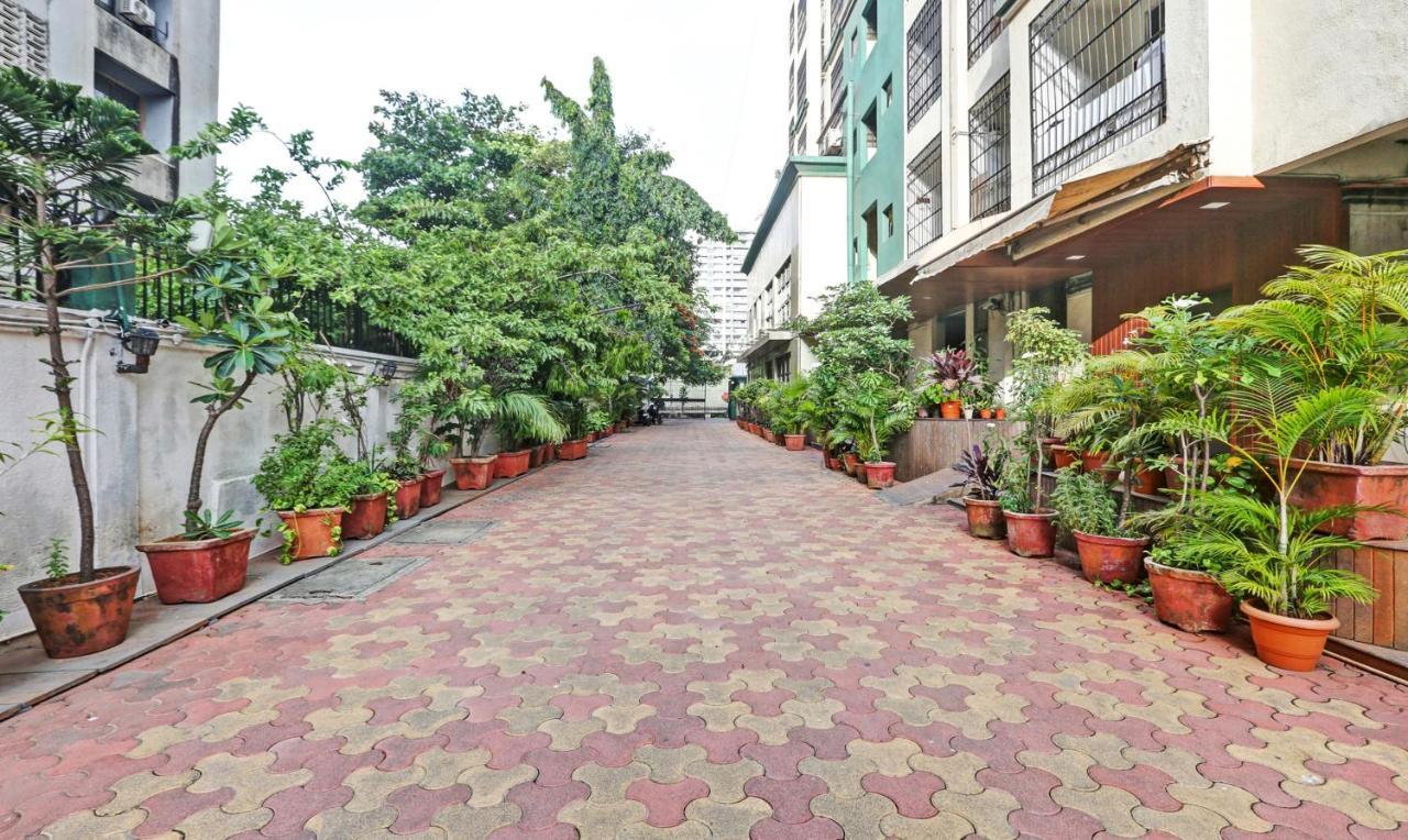 Treebo Trend Bandra Apartments Mumbai Luaran gambar